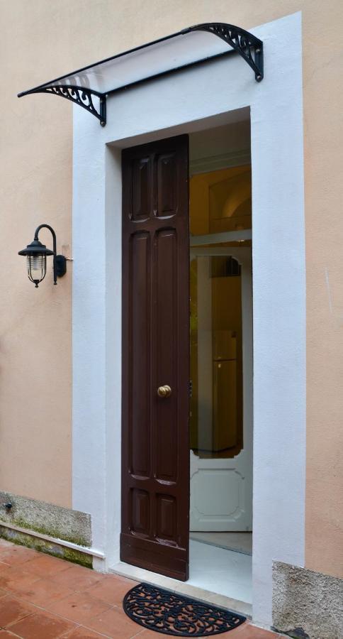 Duomo26 Boutique Apartment Desenzano del Garda Exterior photo